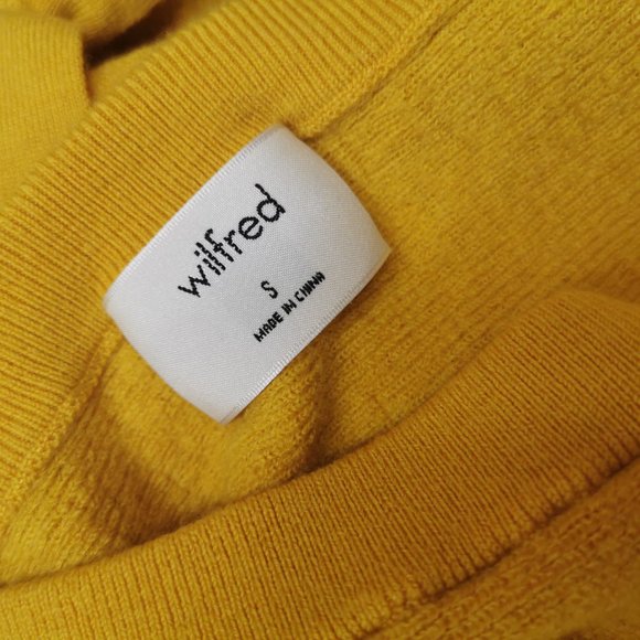 Aritzia Wilfred Emmy Cropped Merino Sweater - Picture 6 of 7